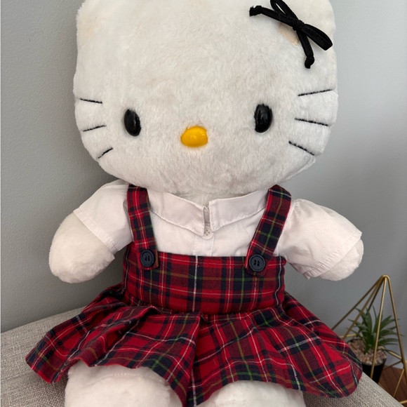 Build a Bear Plush Hello Kitty Schoolgirl - Picture 6 of 7